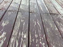 Worn out exposed nails