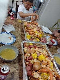 Seafood boil bake
