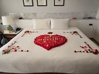 Anniversary room decoration