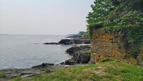 Looking south to Portlands oldest working lighthouse, Portland Head Light. Must see!
