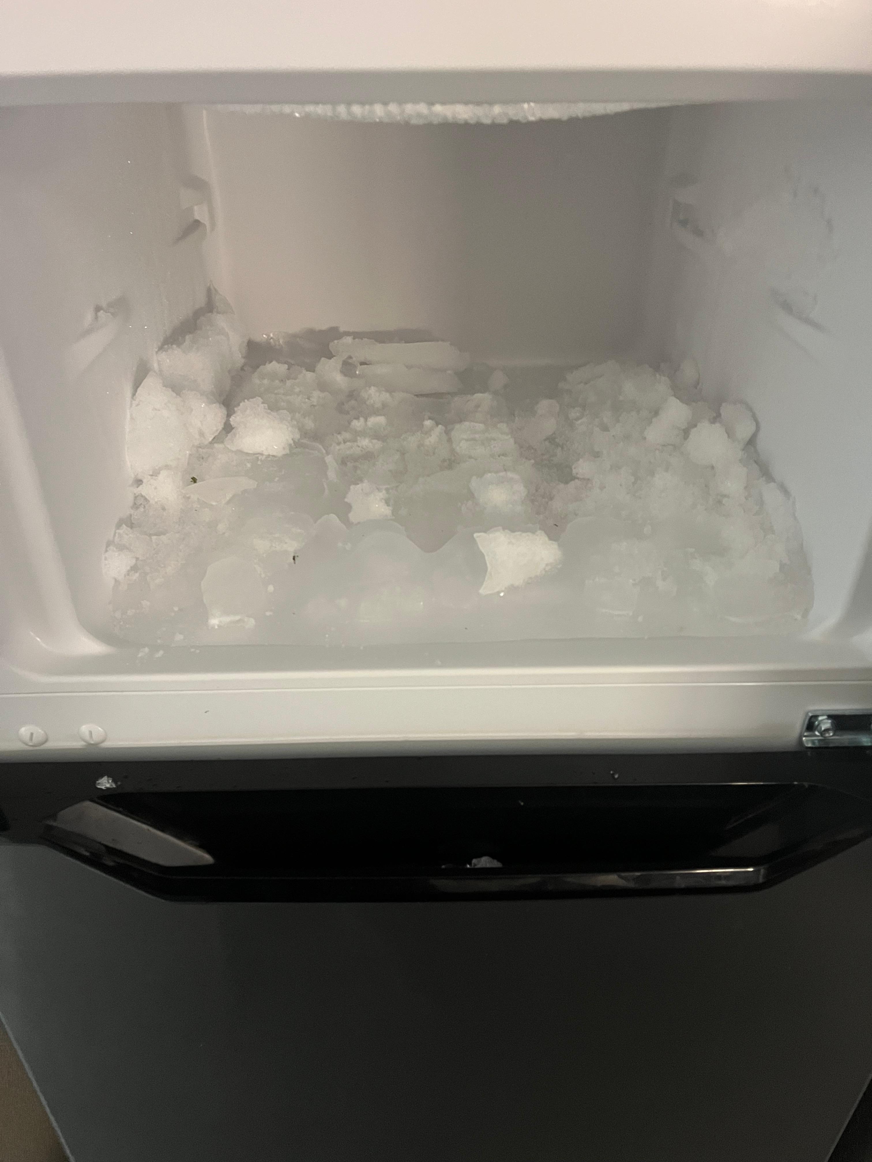 Freezer ice buildup