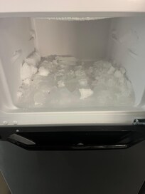 Freezer ice buildup