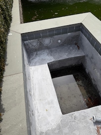 Hot tub empty and had leaves