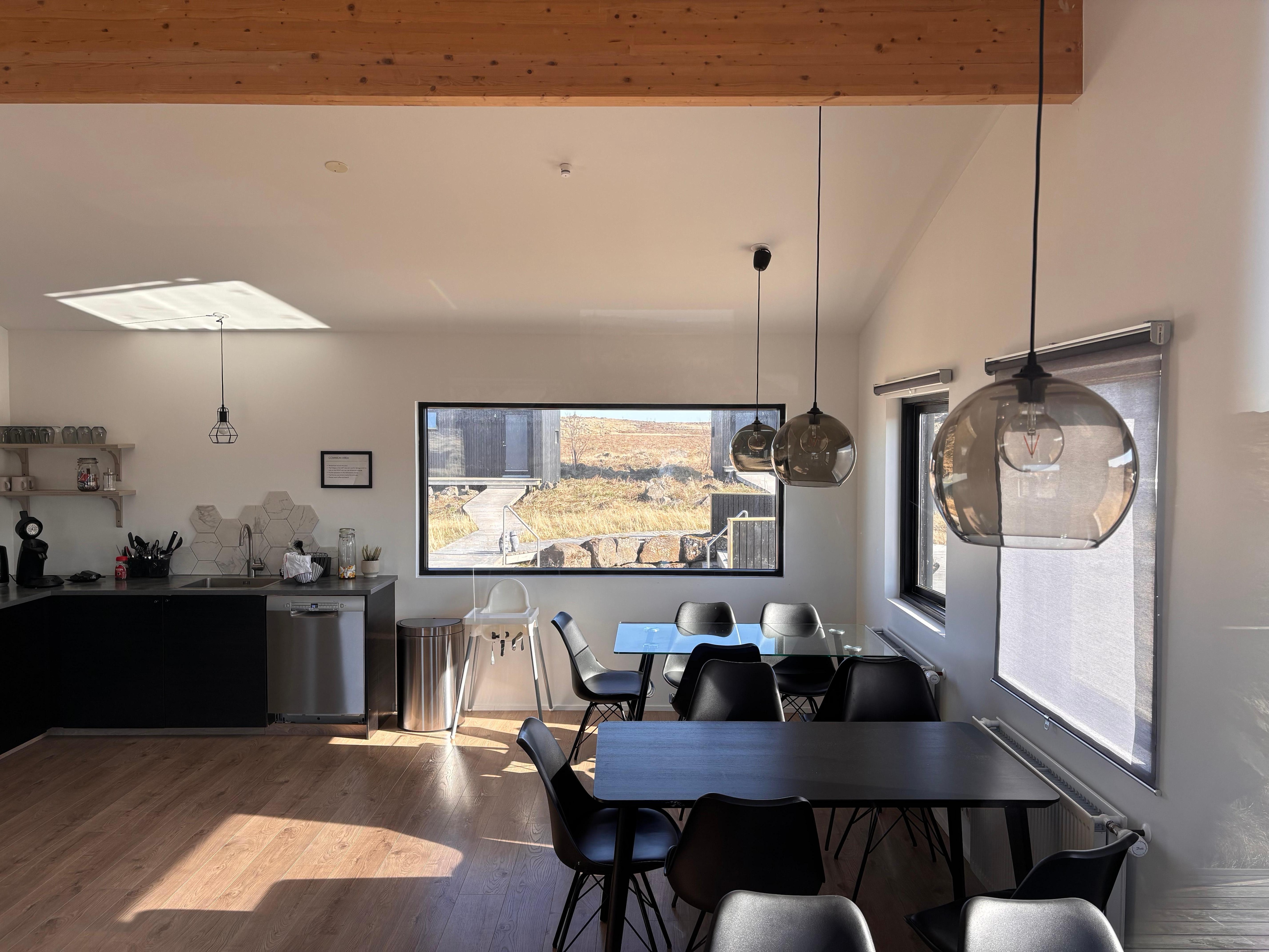 Common dinning area.