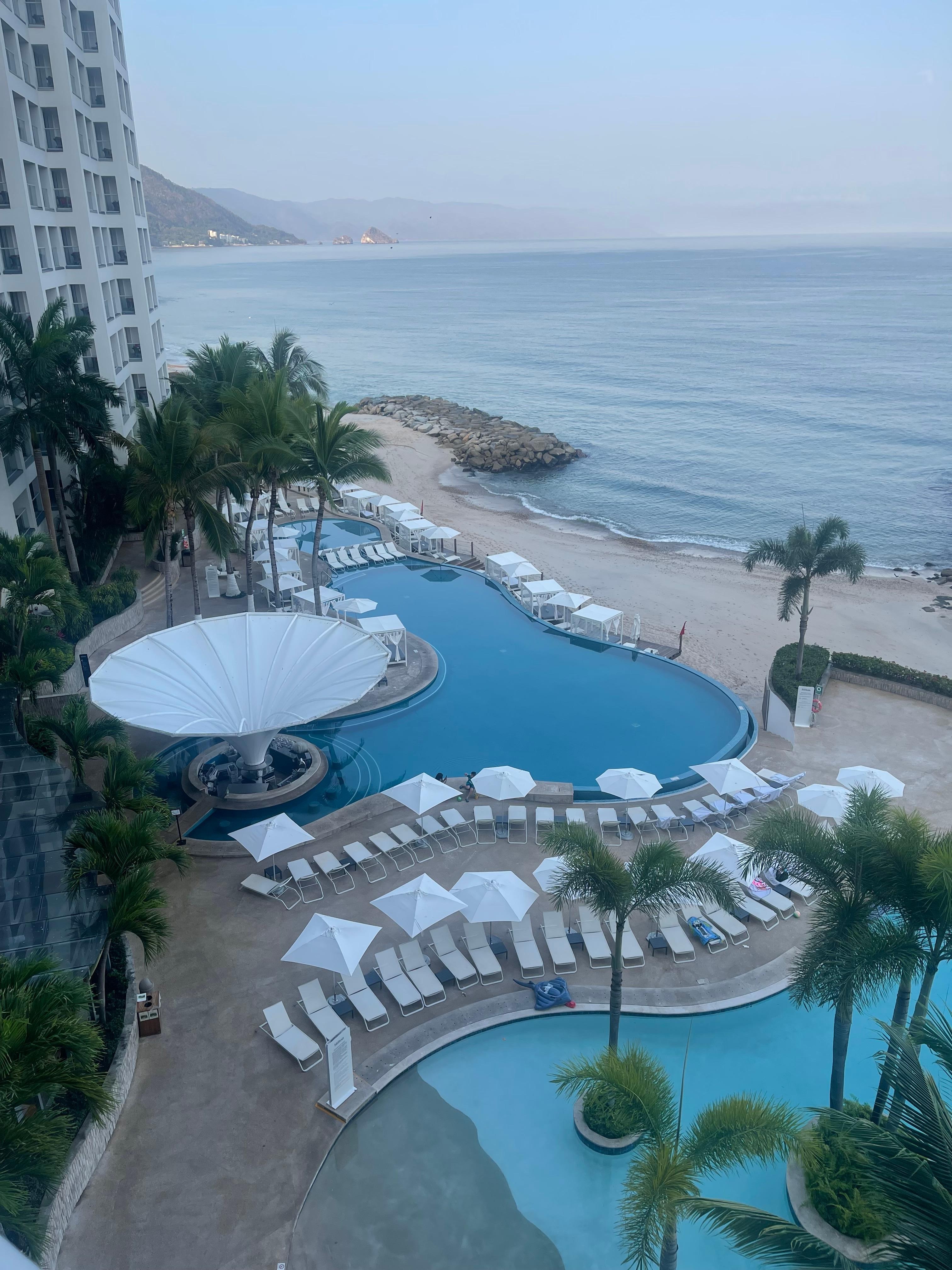 Every room has a balcony, so you have a wonderful view of the beach and ocean.