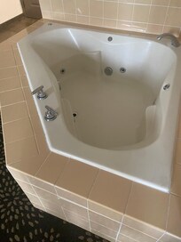 Jacuzzi inoperable.