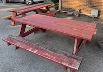 Outdoor seating area is horrible!