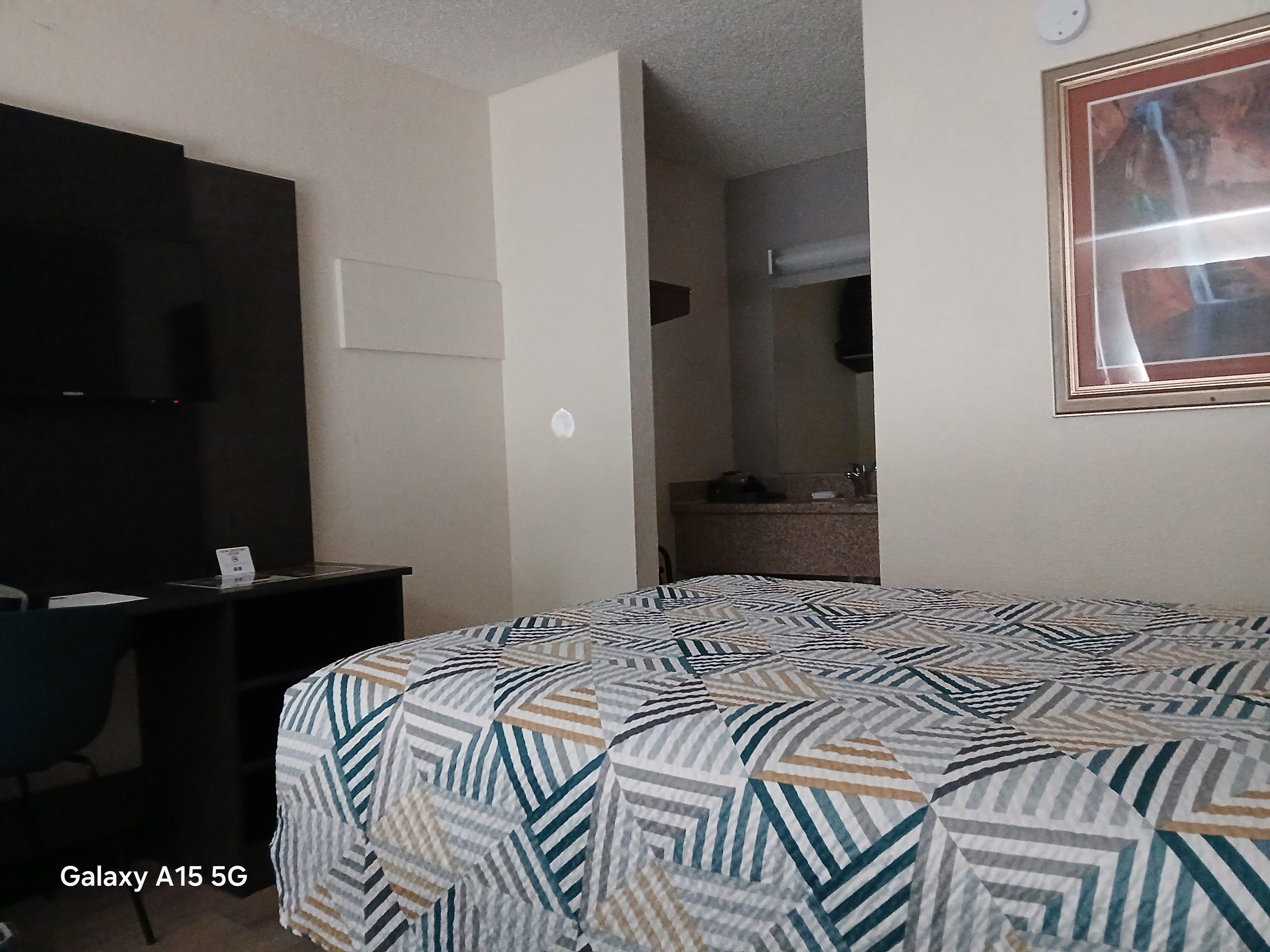 Clean remodeled rooms 
I did get really good sleep 