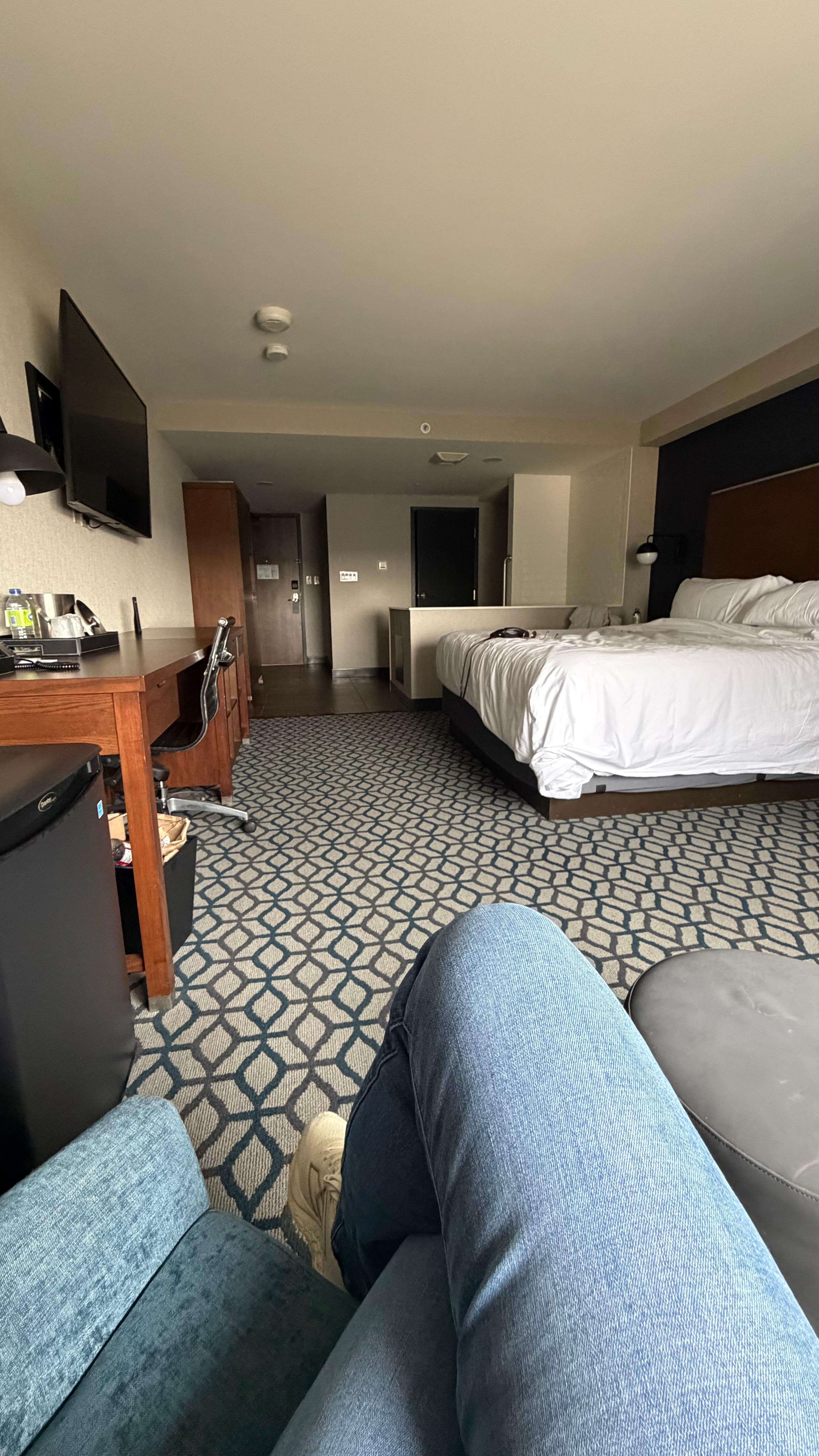 Spacious room with all the amenities you required.