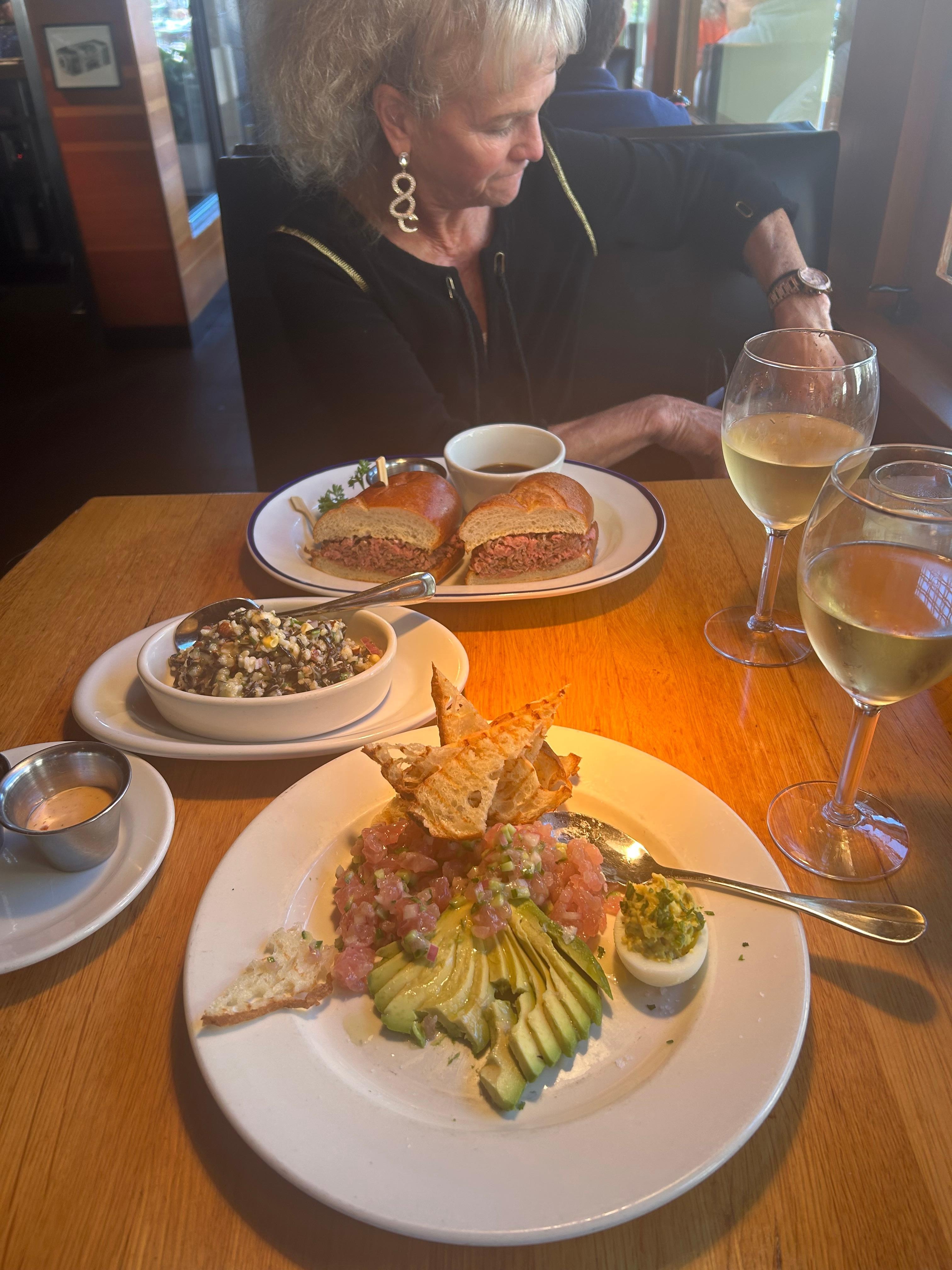 Fashion Island is minutes away and has some great eateries-this is R& D Kitchen 