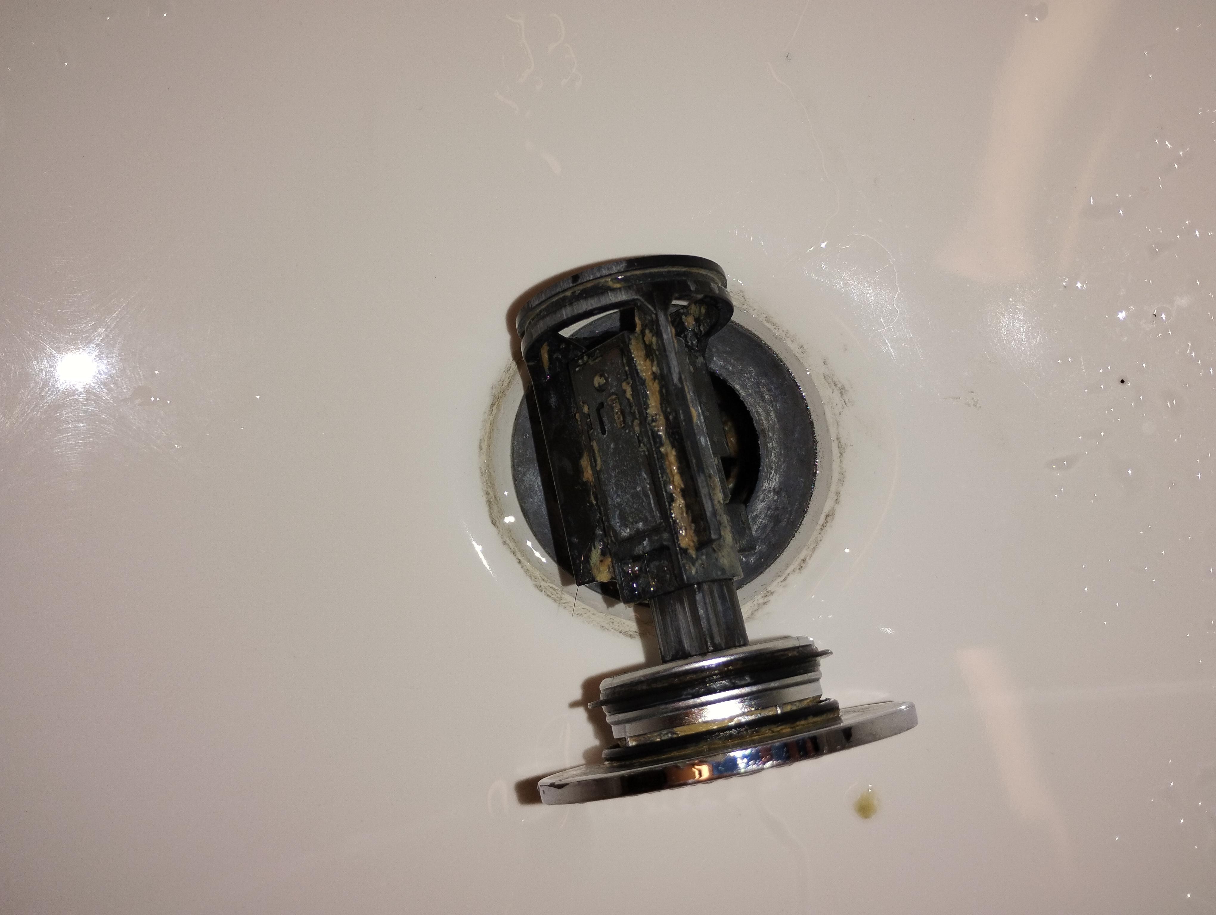 This was after rinsing it many many times without the hair attached to it. I wore gloves.