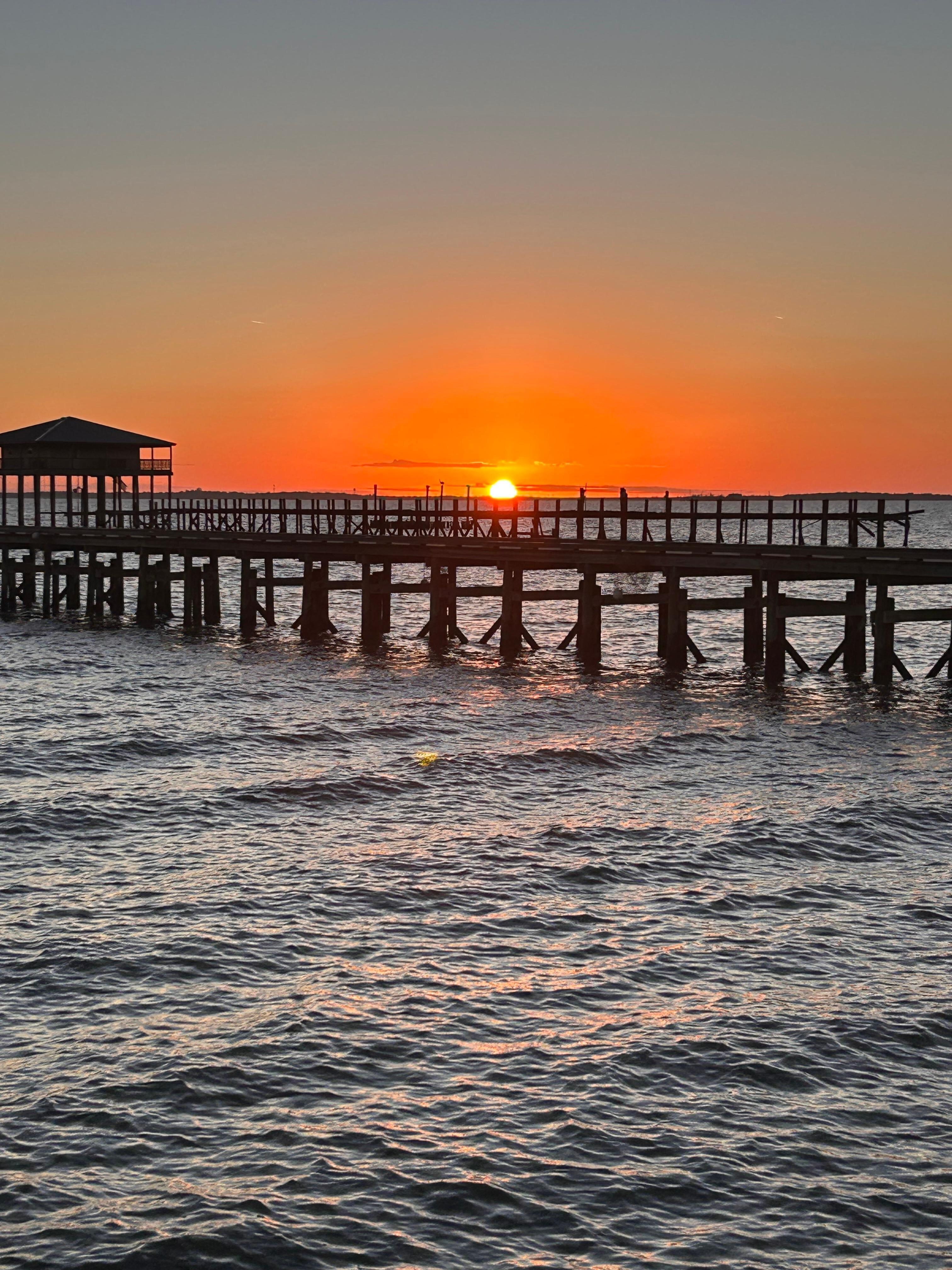 Just a minute drive to a beautiful sunset view