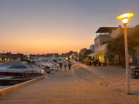 Sunset, many bars and restaurants