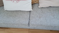 Flecken auf dem Sofa