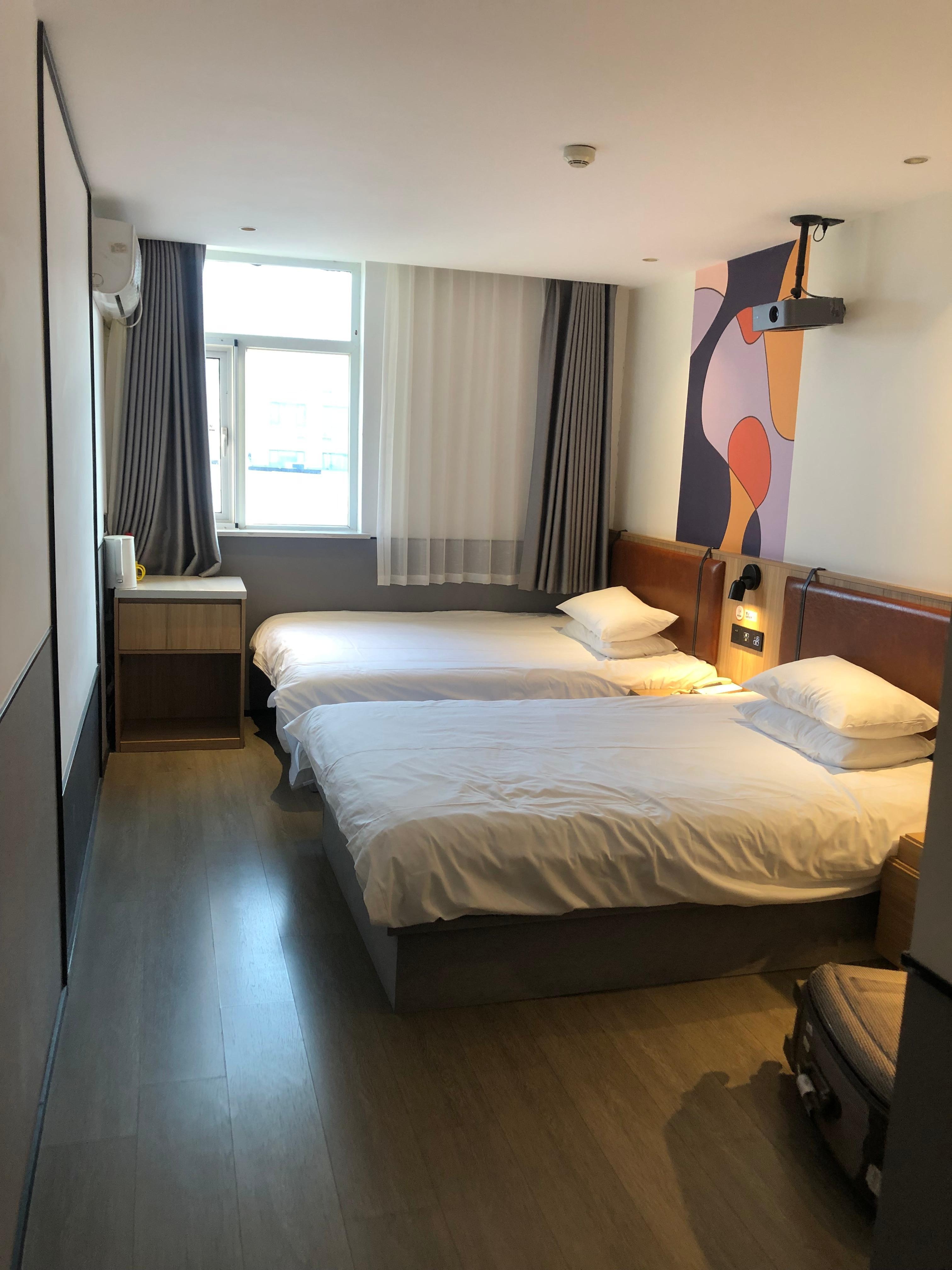 這次訂雙床房，算大間