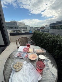 Deck/view from 605