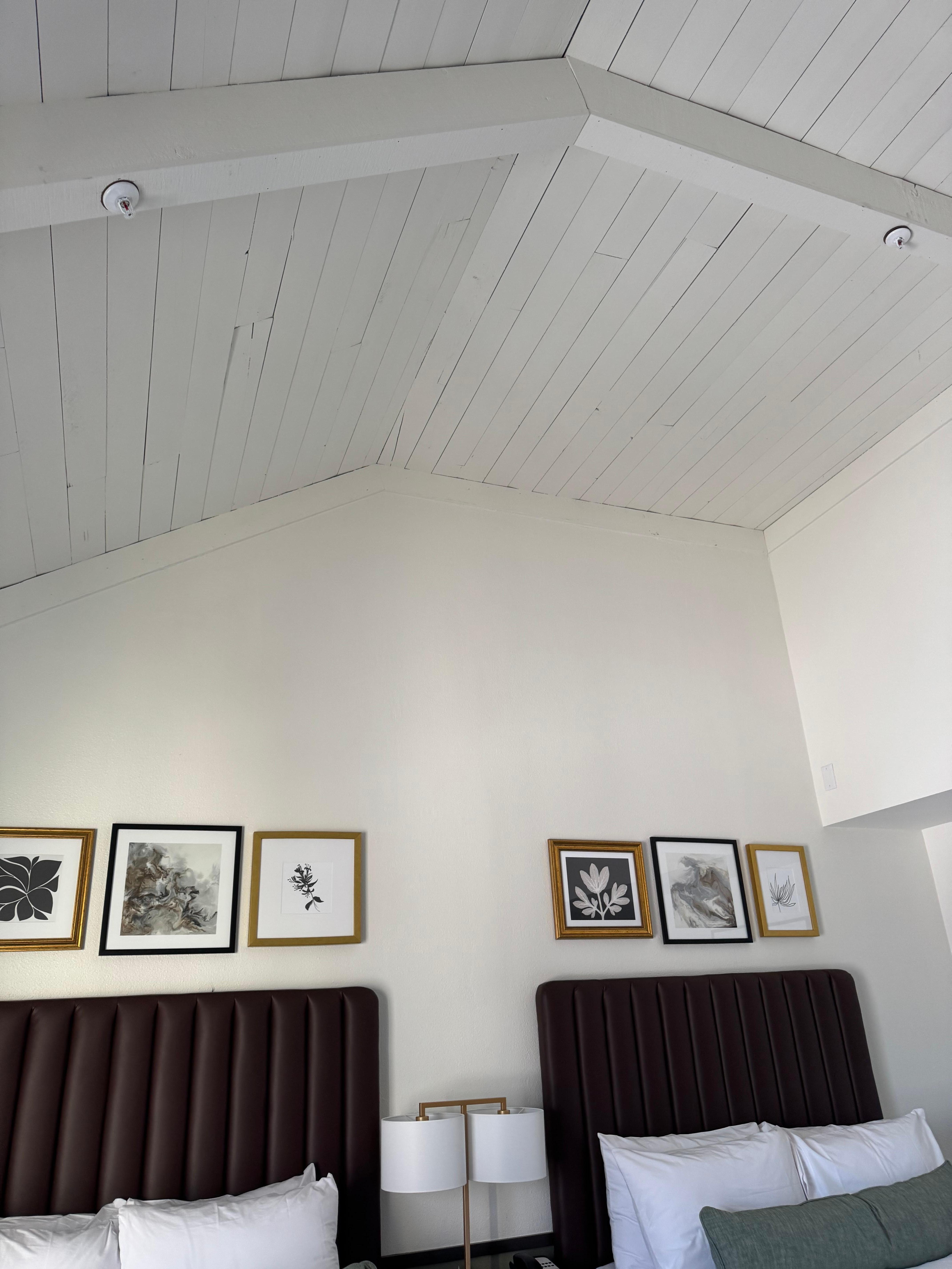 High ceilings in the room.