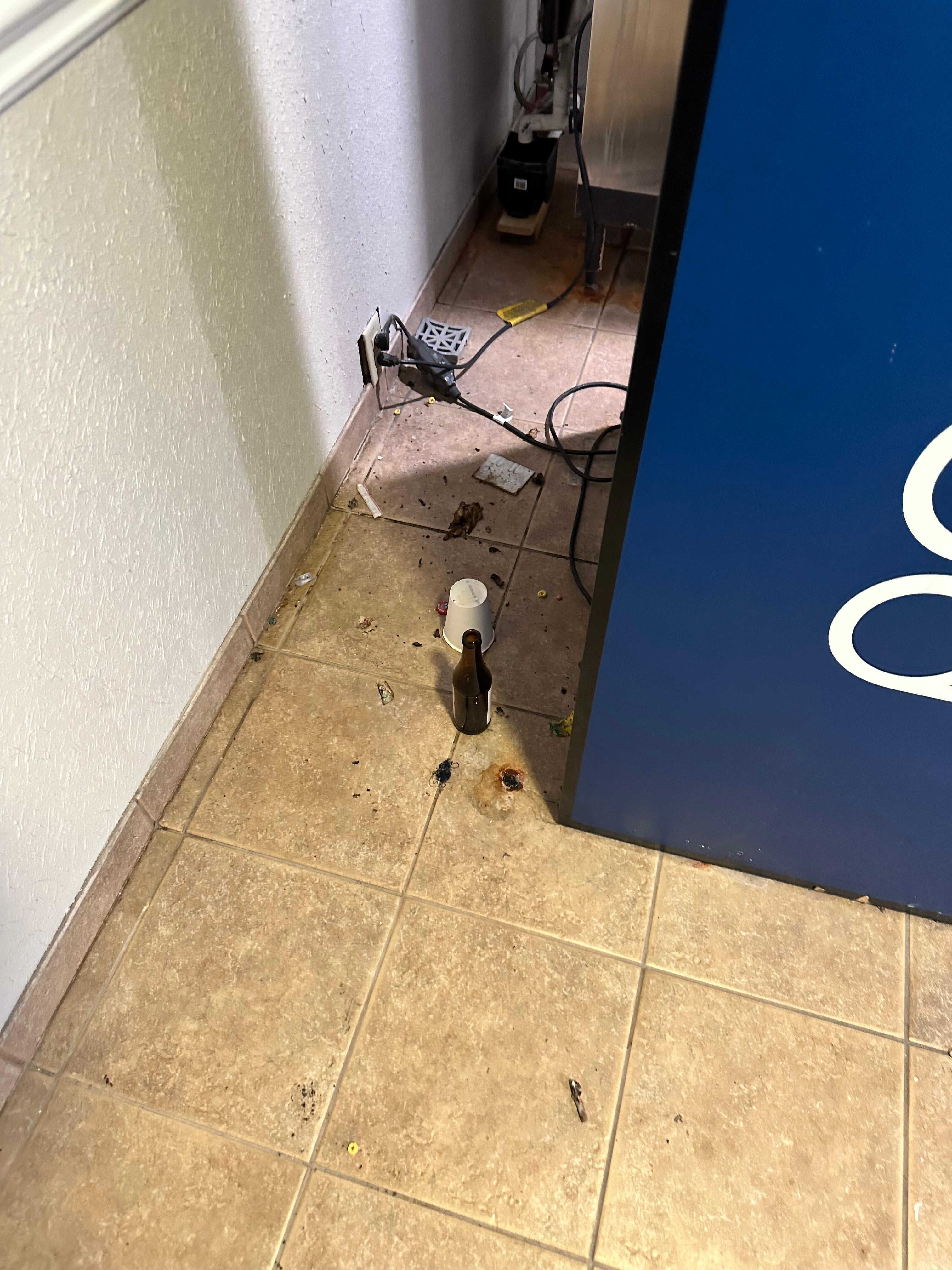 Vending machine area. 🤮
