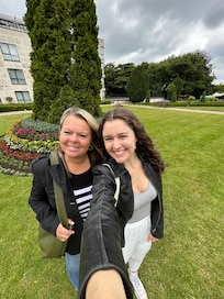Mother/daughter trip! Gorgeous gardens!