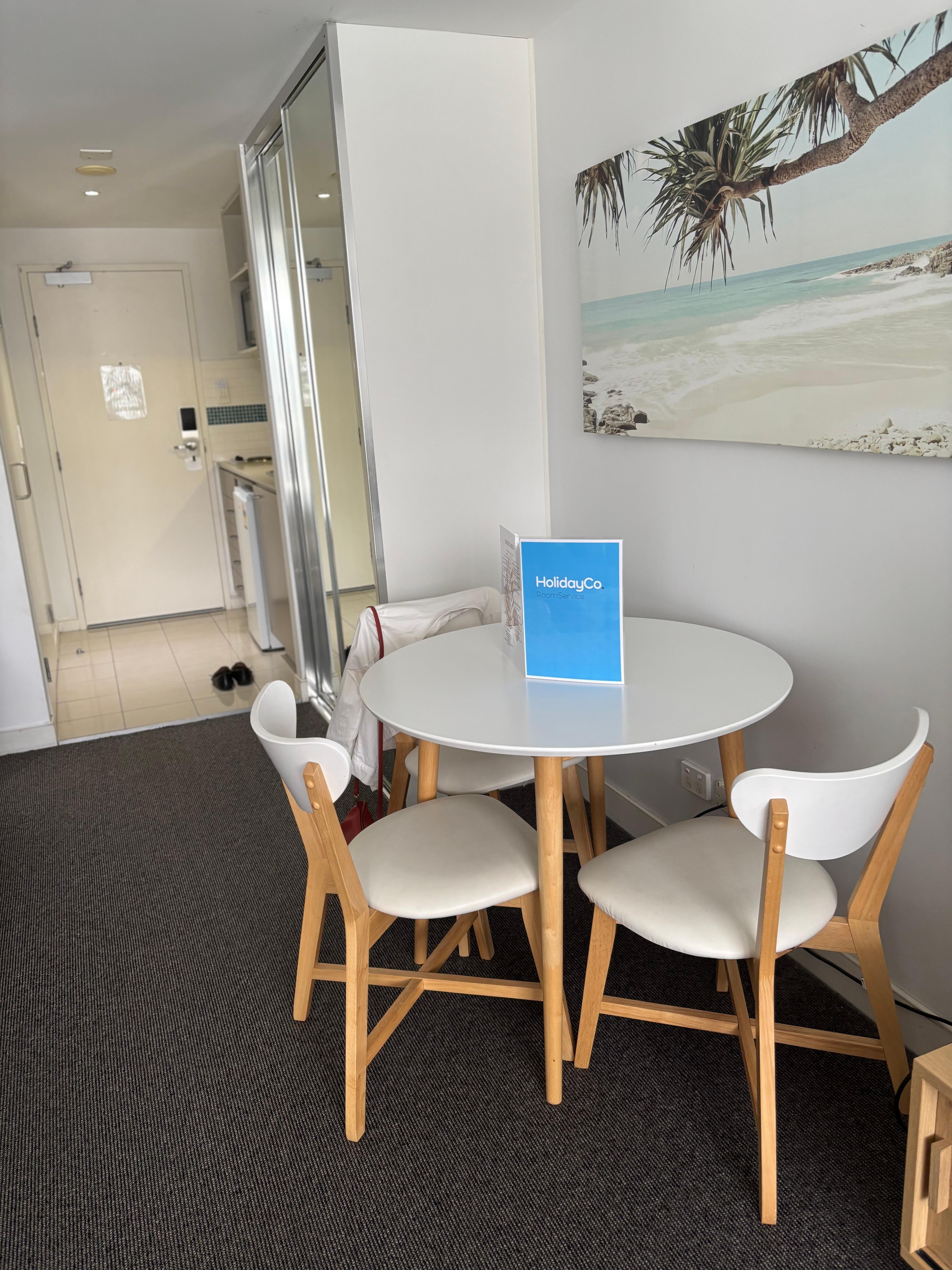 Dining setting and menu to Bobby’s.
The restaurant opposite car park at motel