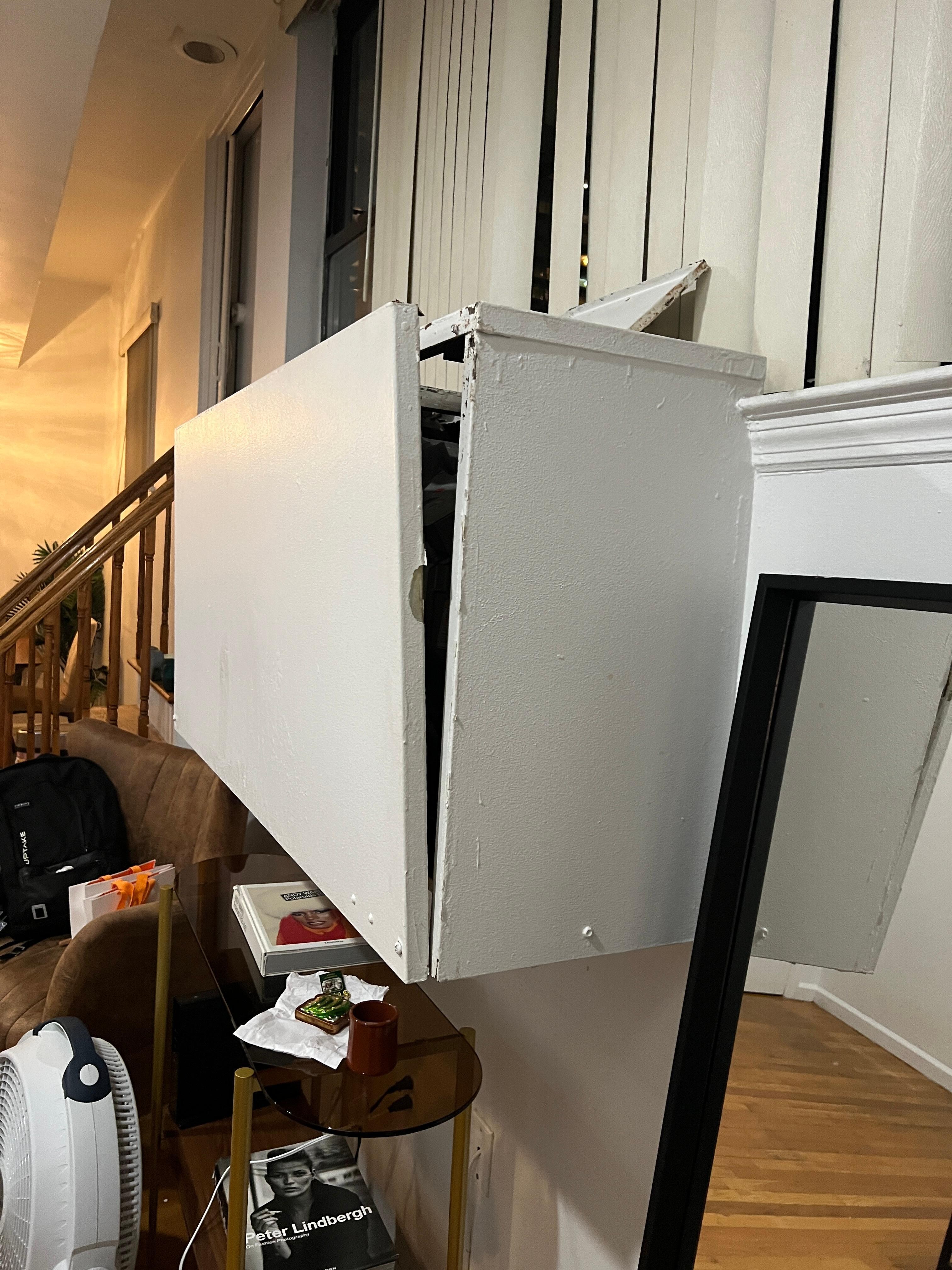 This is one of the two heaters that were broken. The remotes did not work. The filters had to be changed on both. There was no temperature regulation.