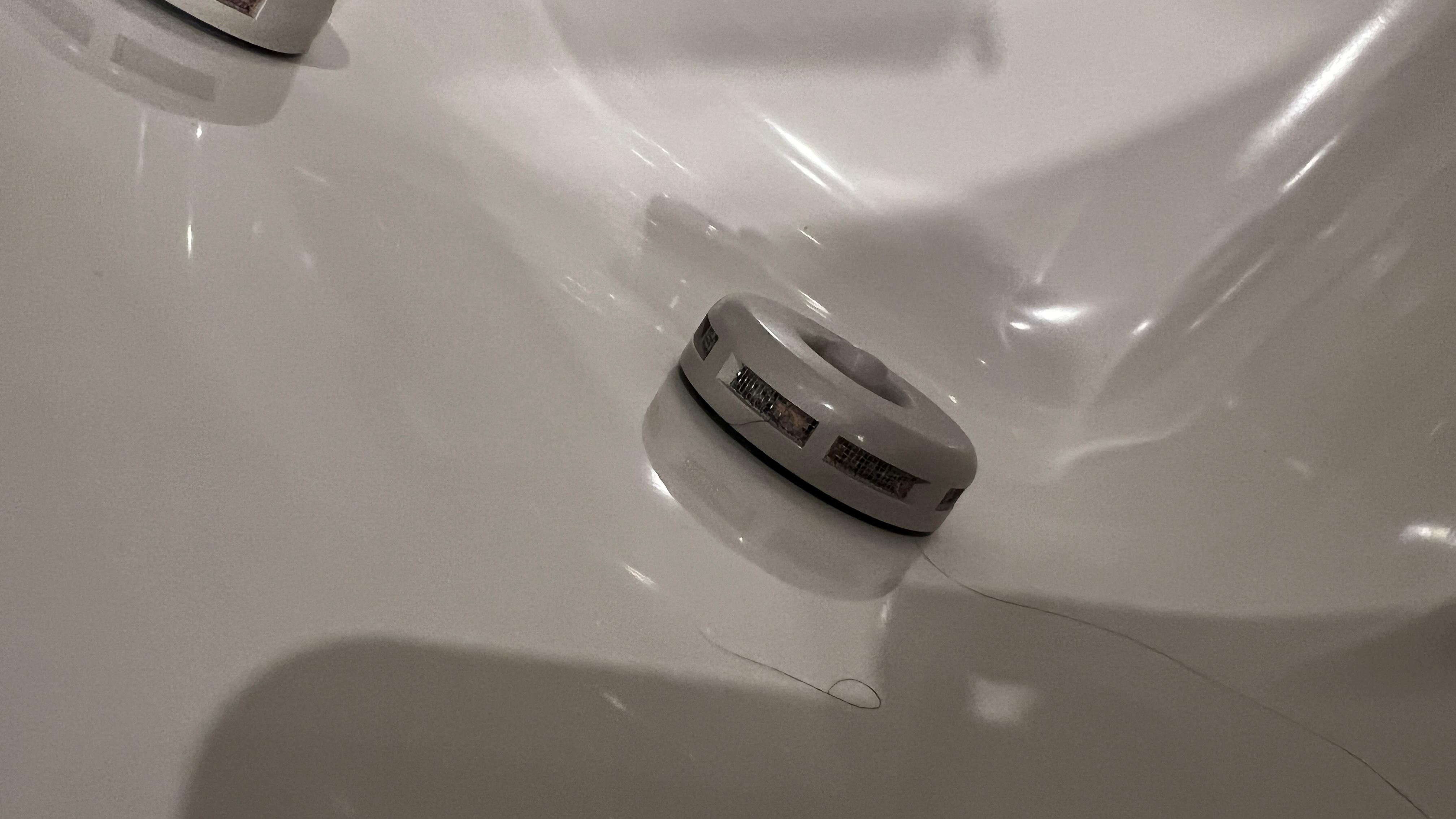 Hairy drain( jacuzzi)