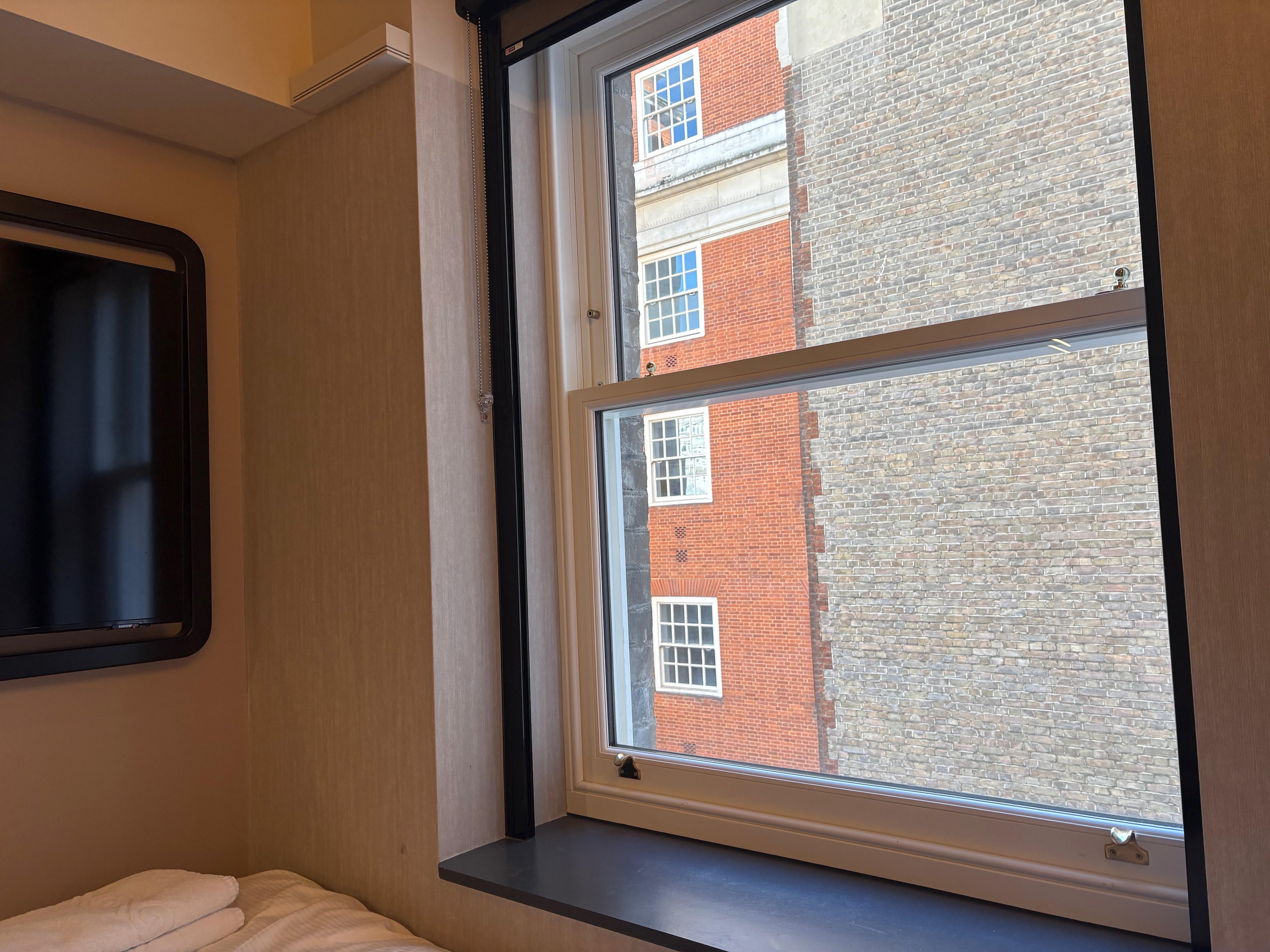 Not a glamorous view (I would have had to pay extra for a view of the street) but good daylight from the window.