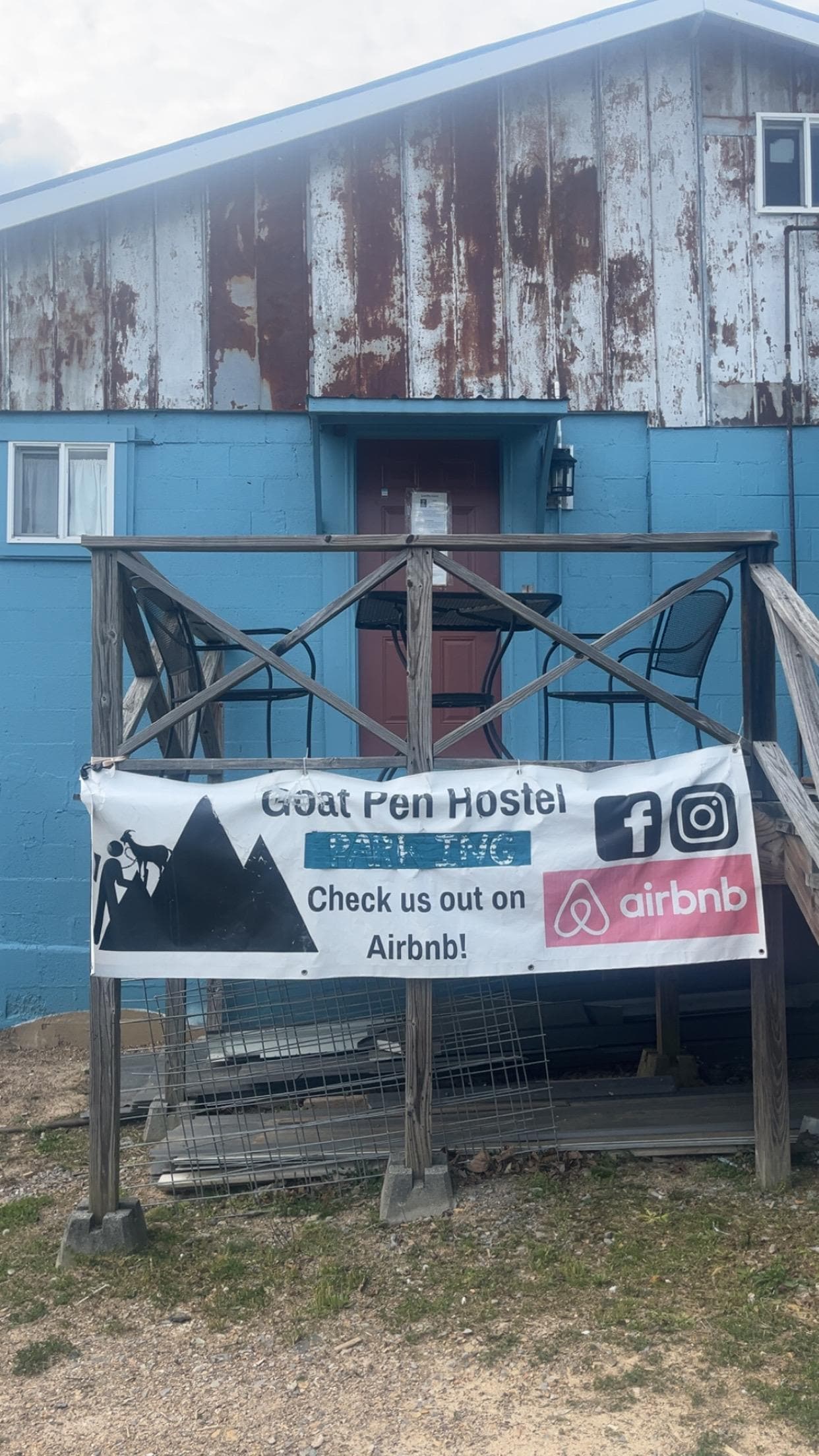 Entrance in the back with the parking lot 