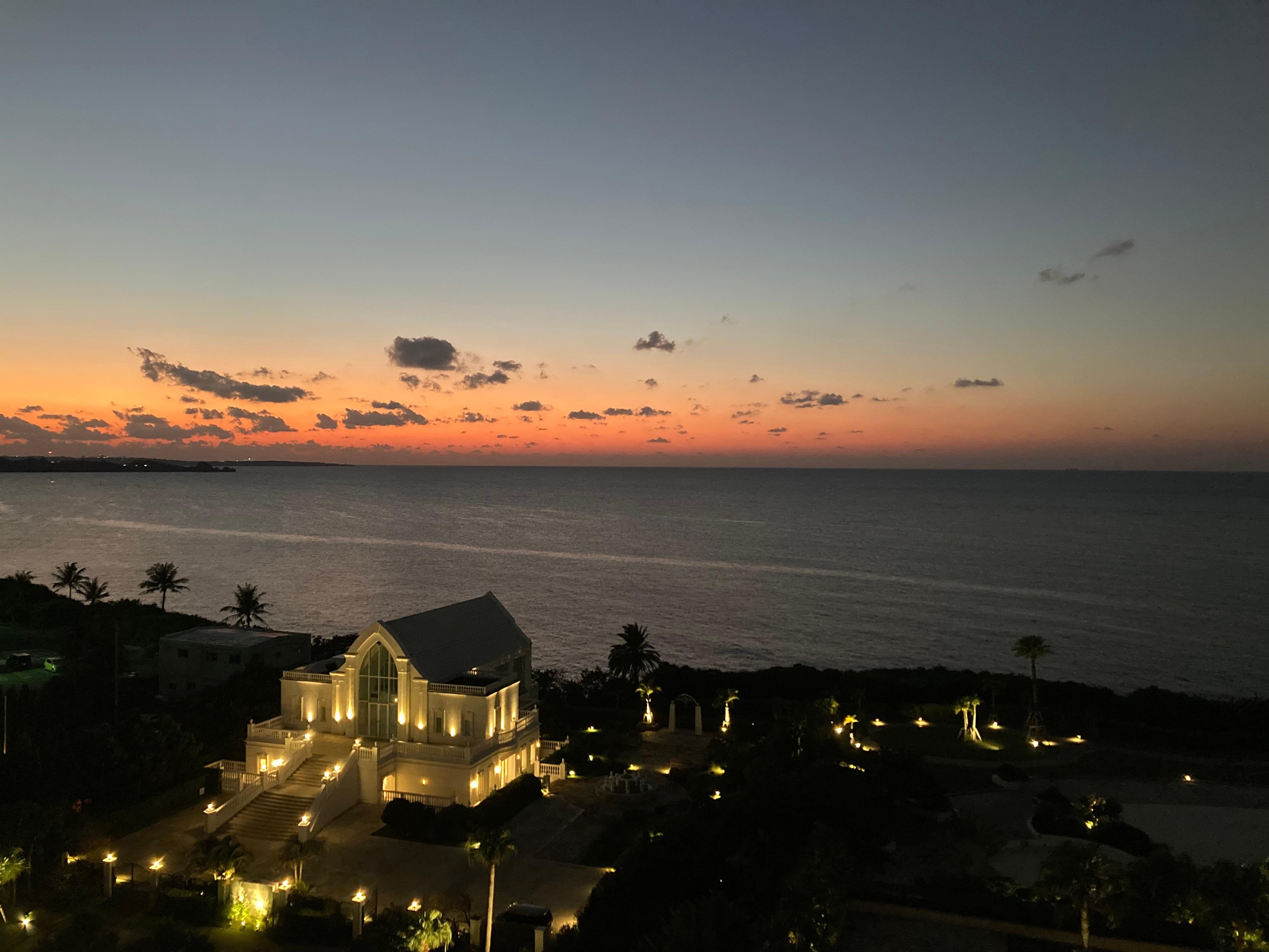 夕焼けも綺麗で少し早めに戻って眺めてました