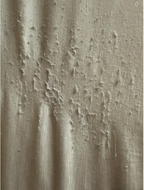 Photo of the sheets in master bedroom. they are in bad shape