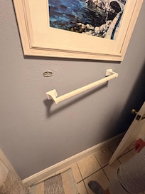 Towel bar falls off