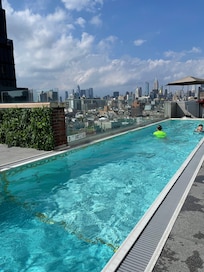 Roof top pool.