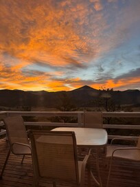 Morning mountain views!