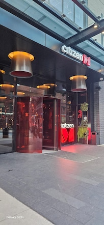 Front of CitizenM