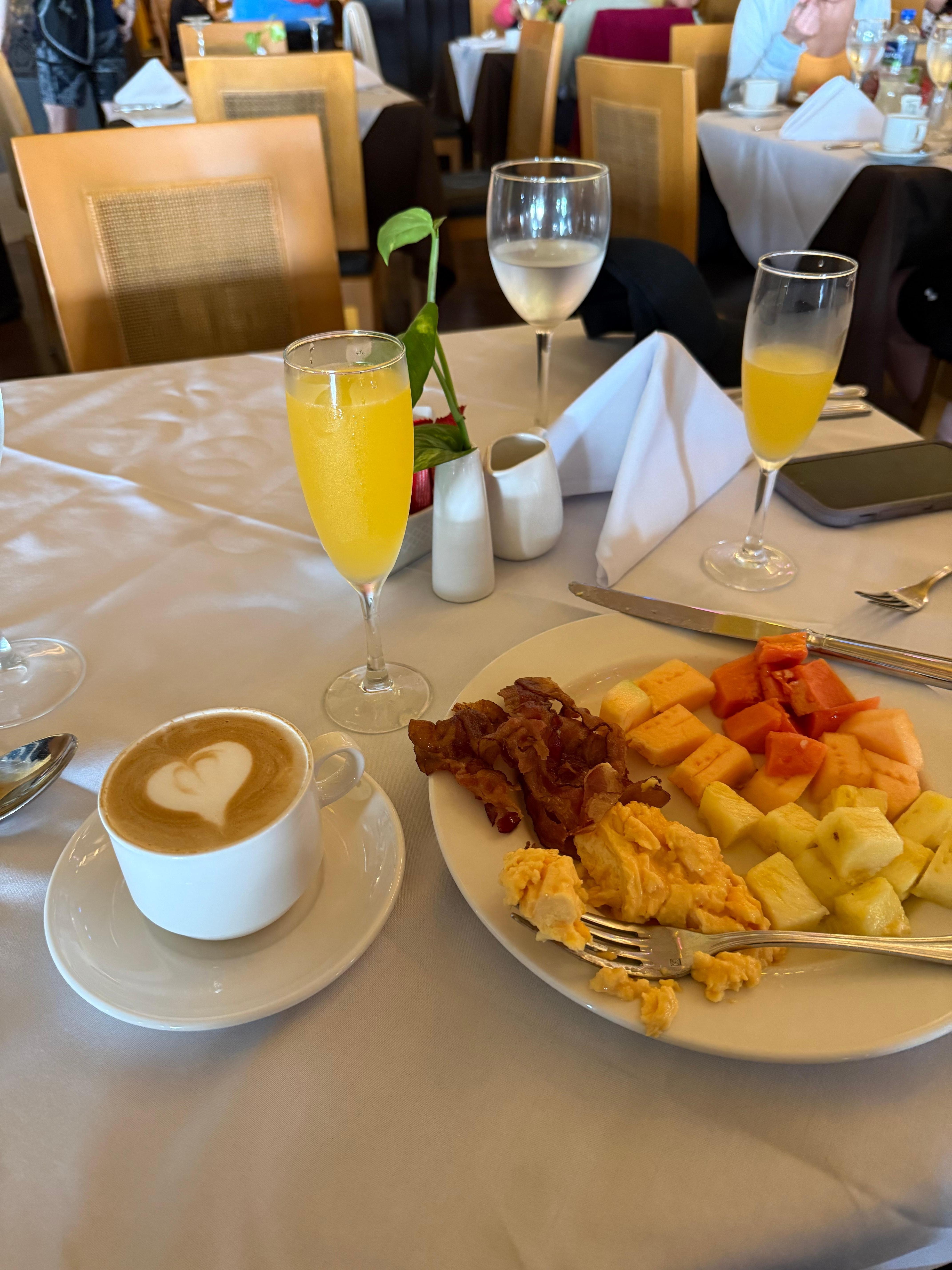 Breakfast at Mirador