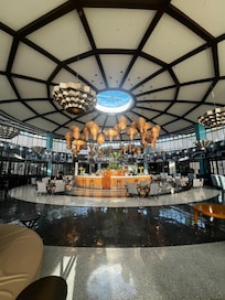 Lobby bar with great smells!