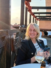 Roof top bar