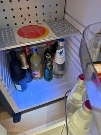 Mini bar ben rifornito a pagamento