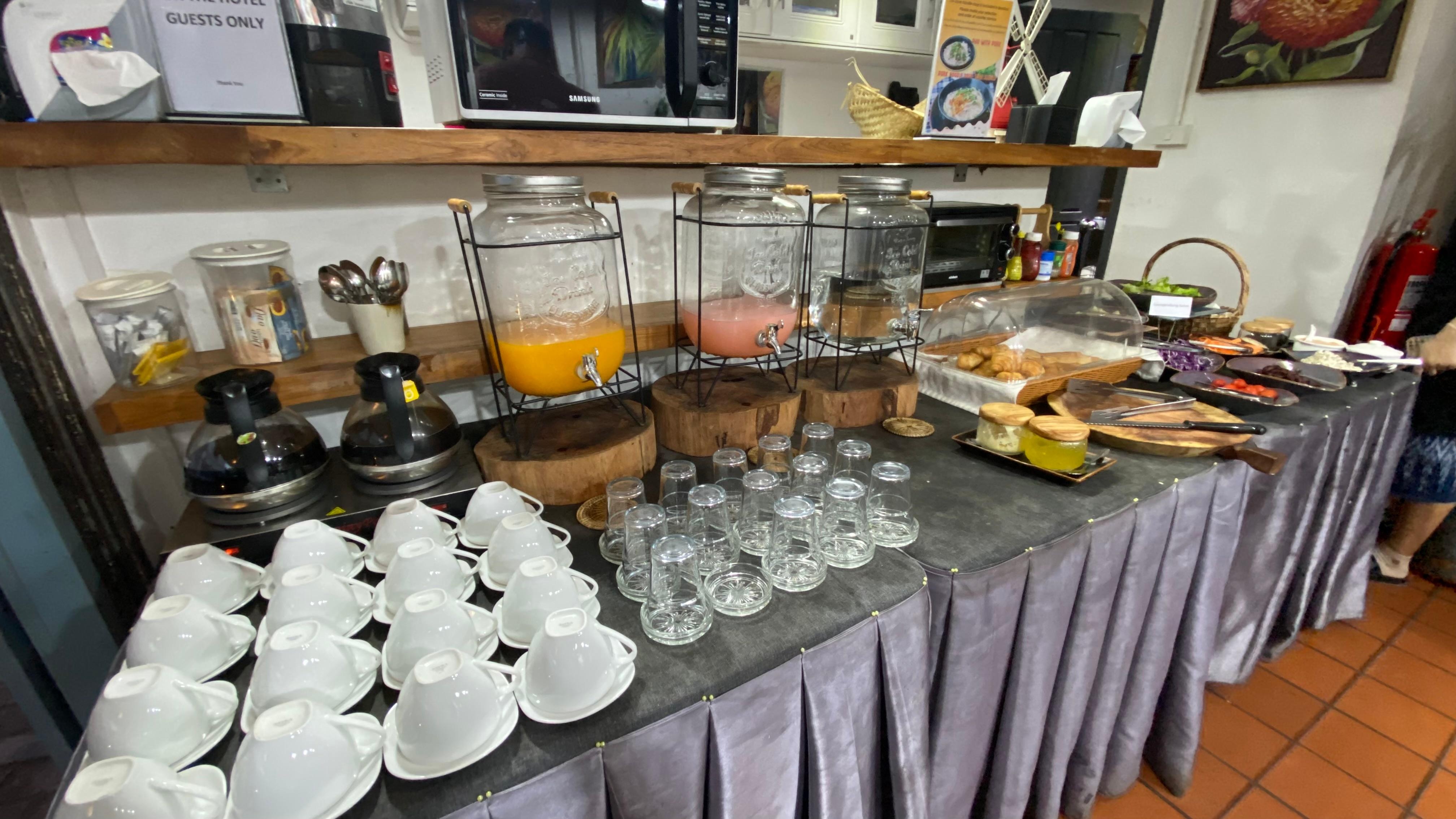 Daily breakfast buffet