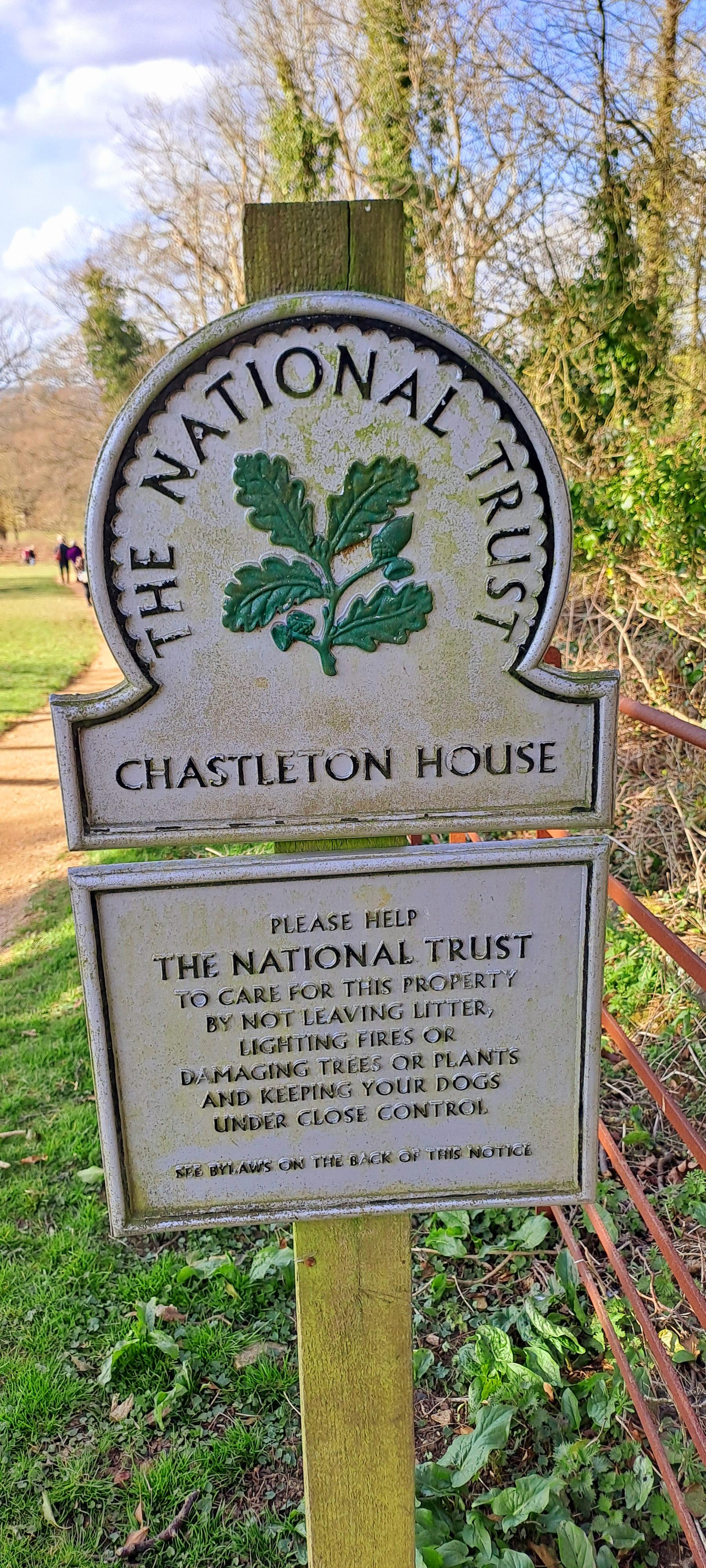 Nearby Chasleton House