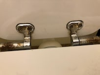 Unzureichend geputztes WC