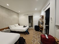 Chambre 2 lits Queen