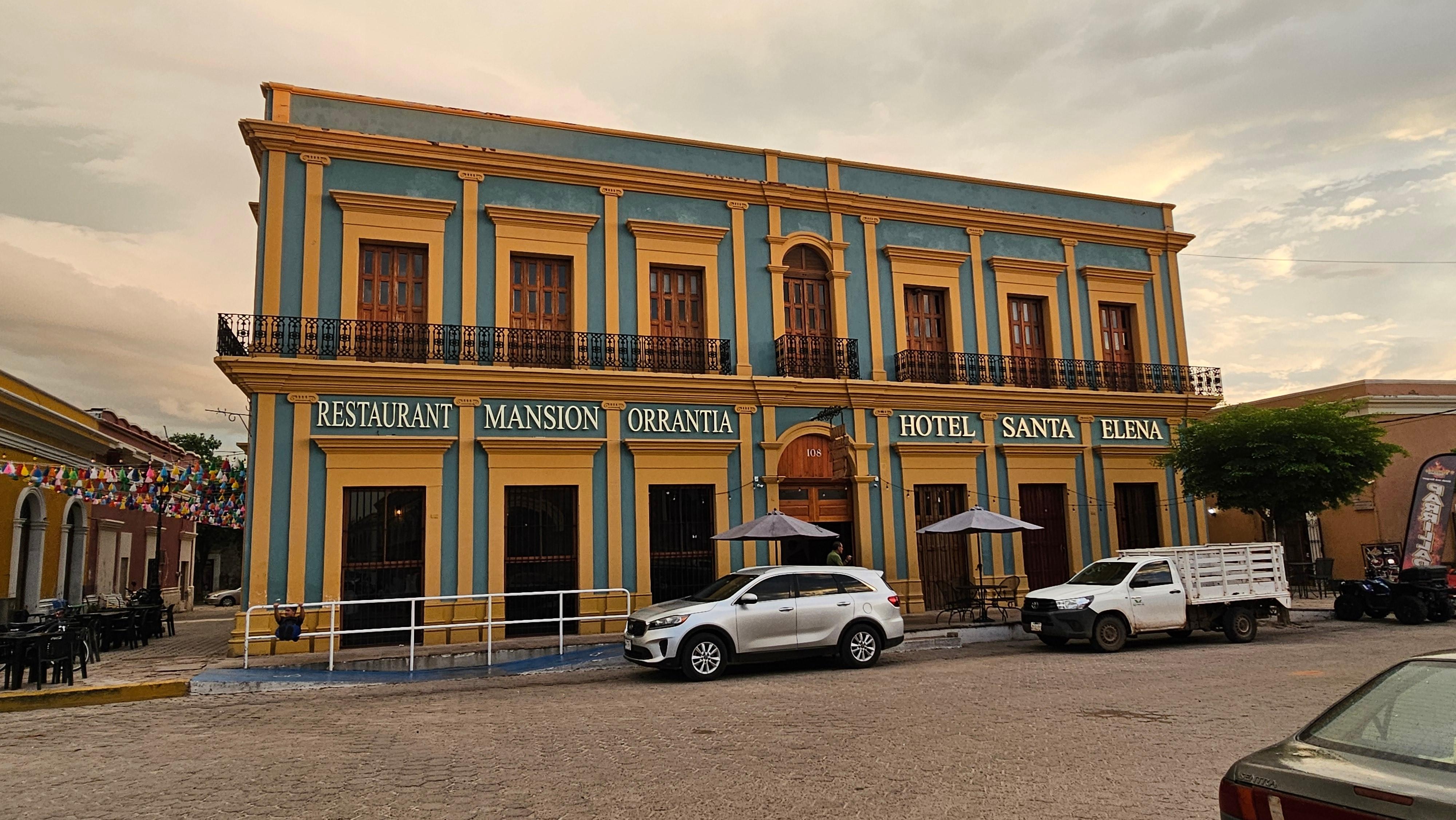 Hotel Santa Elena