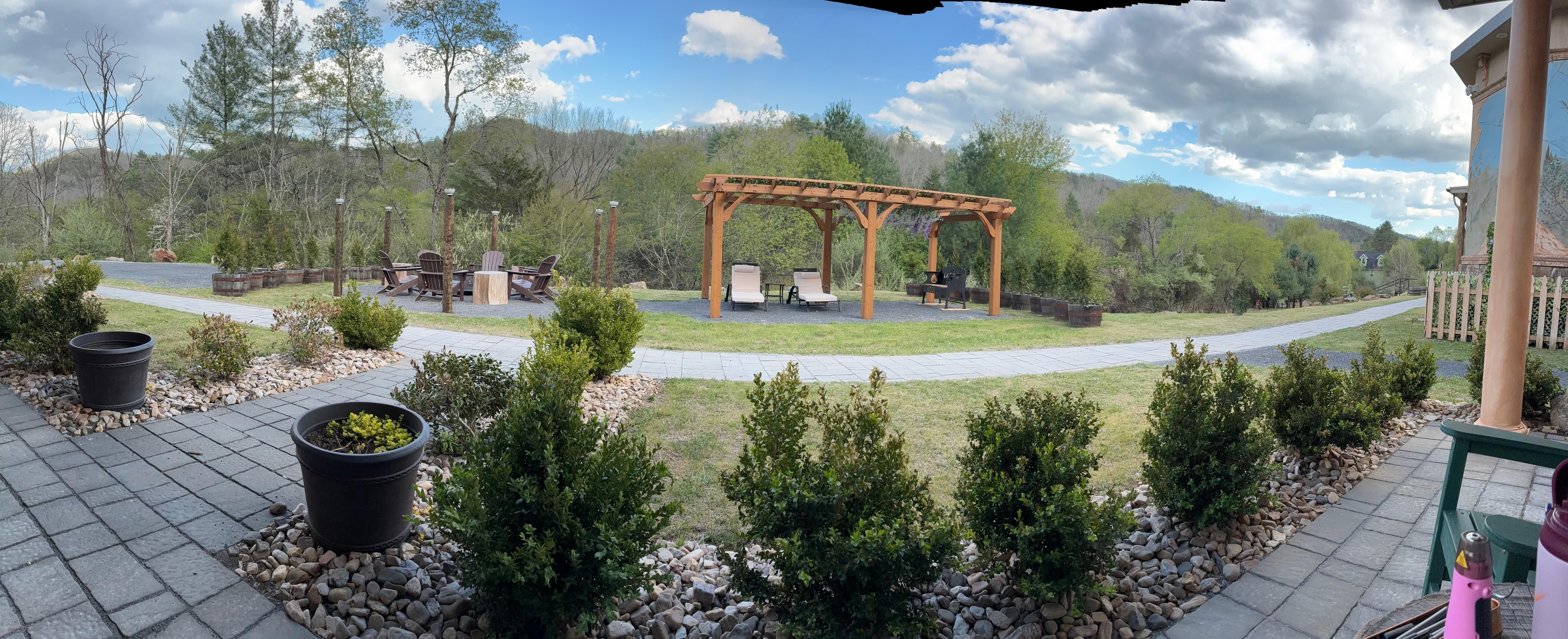The fire pit area. ❤️