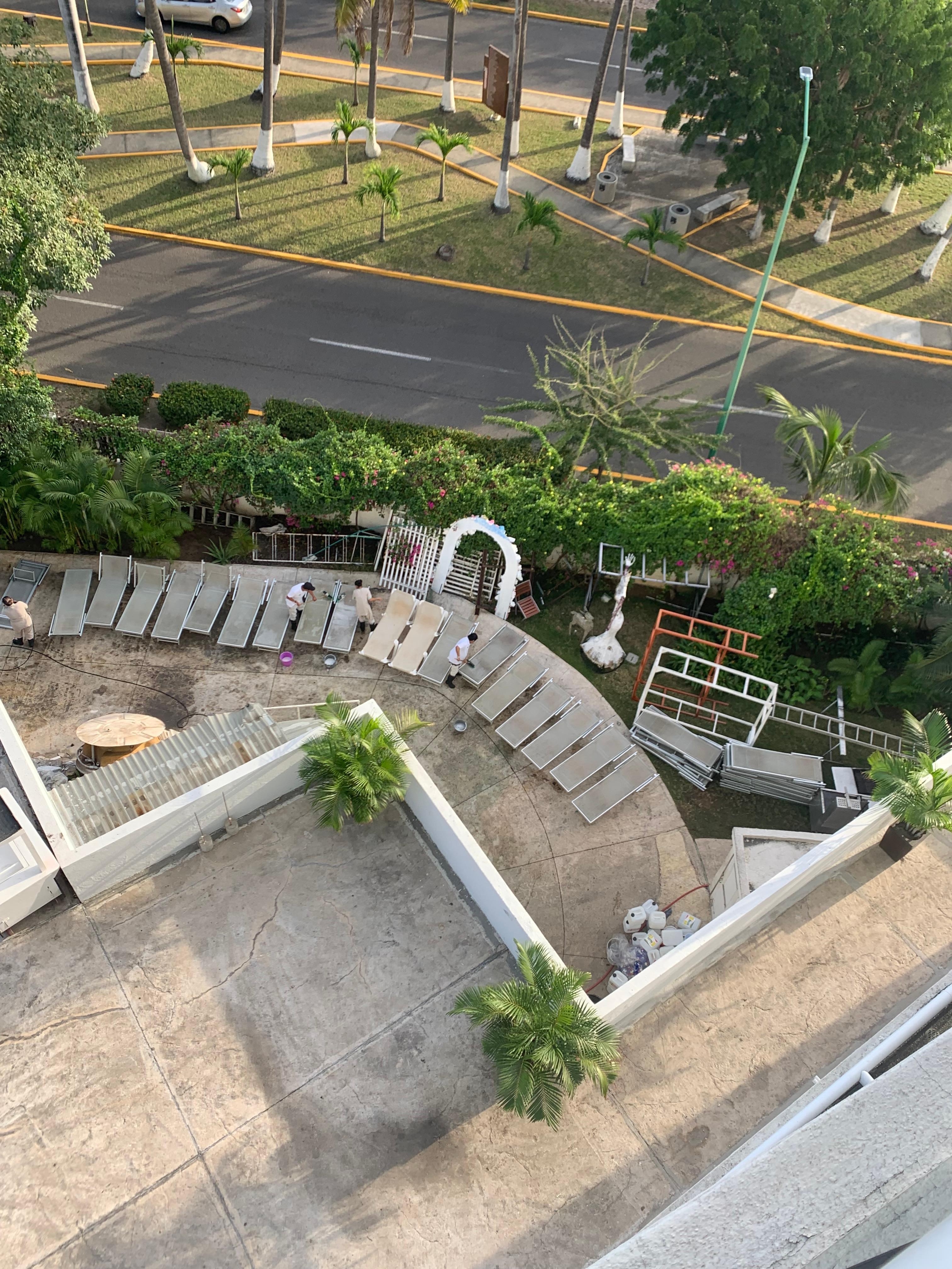 Pool side Chair washing
