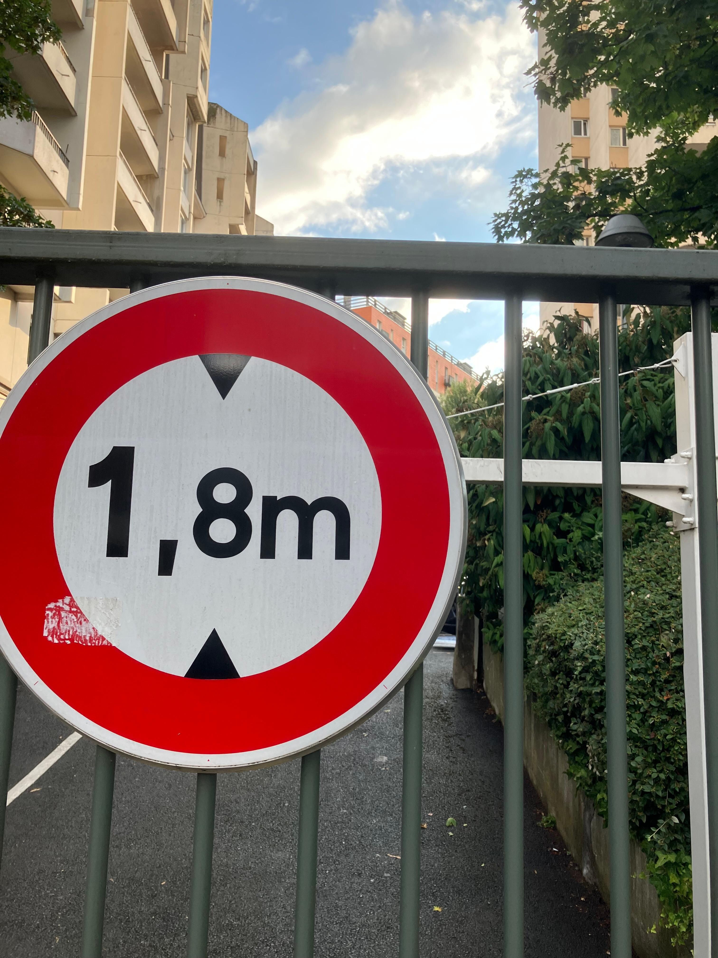 Höhenbegrenzung Parkplatz