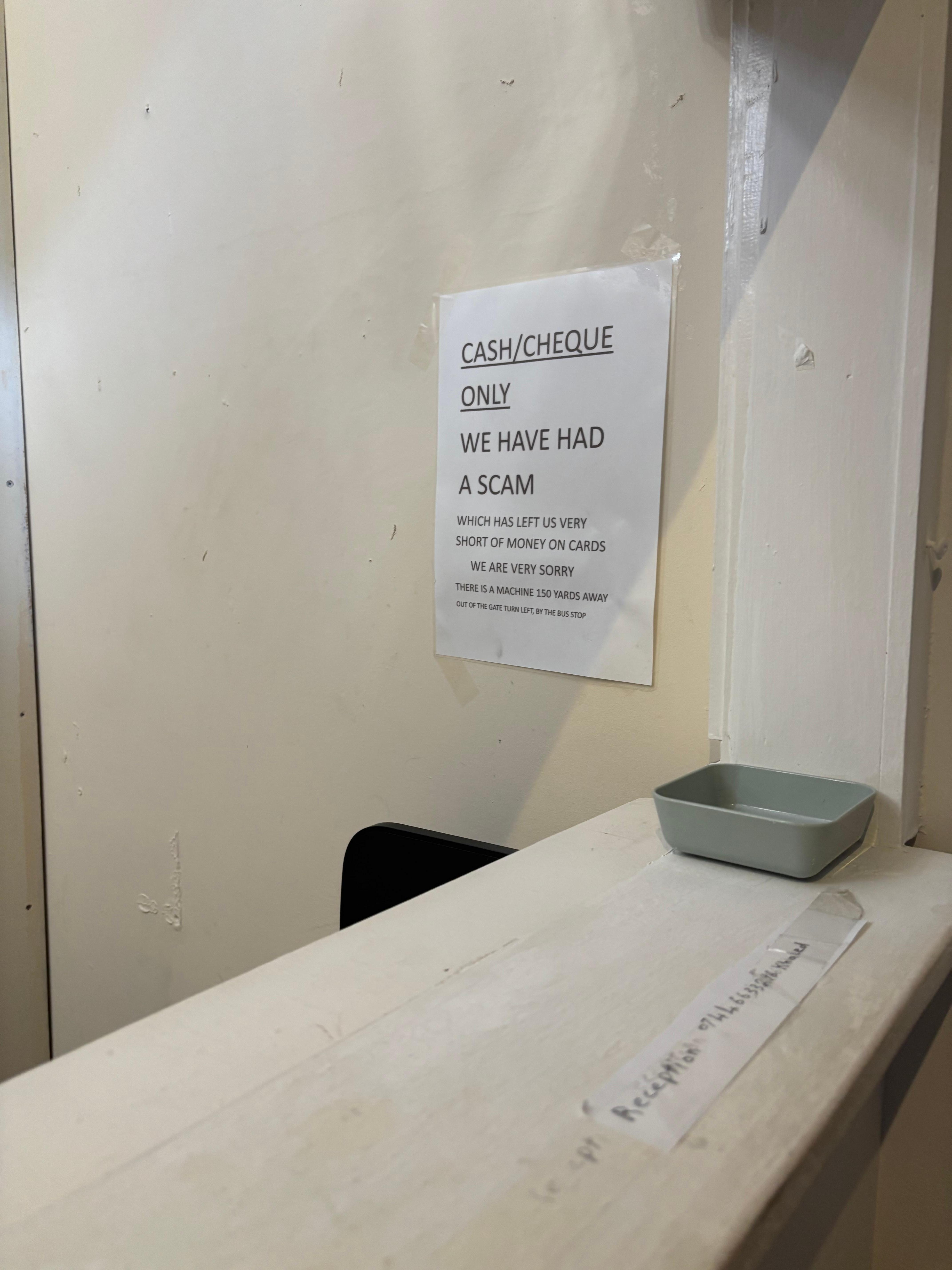Vous êtes obligé de payer cash