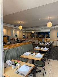 Nice layout and sitting arrangements for breakfast and meals.