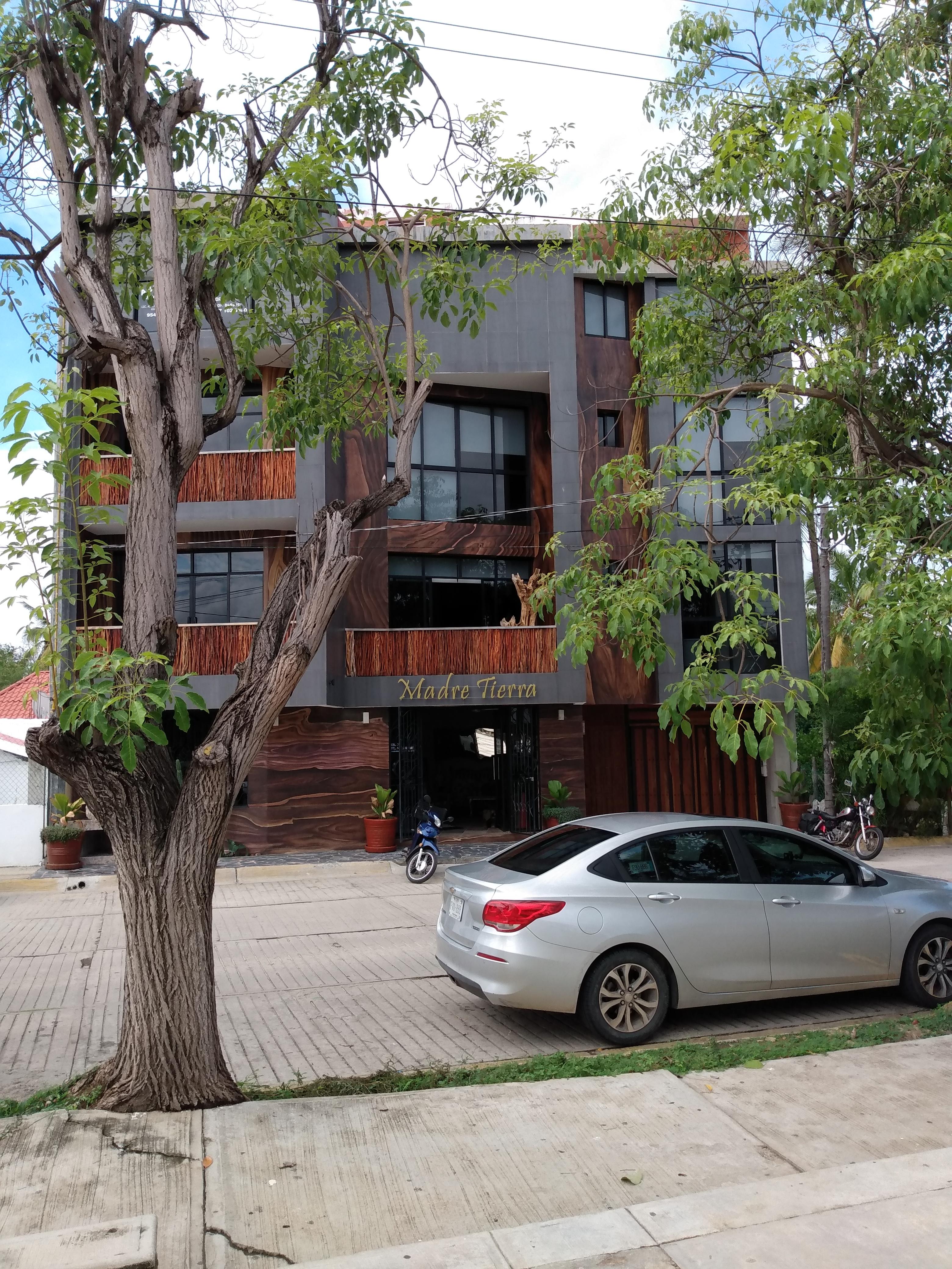 Madre Tierra Apartments