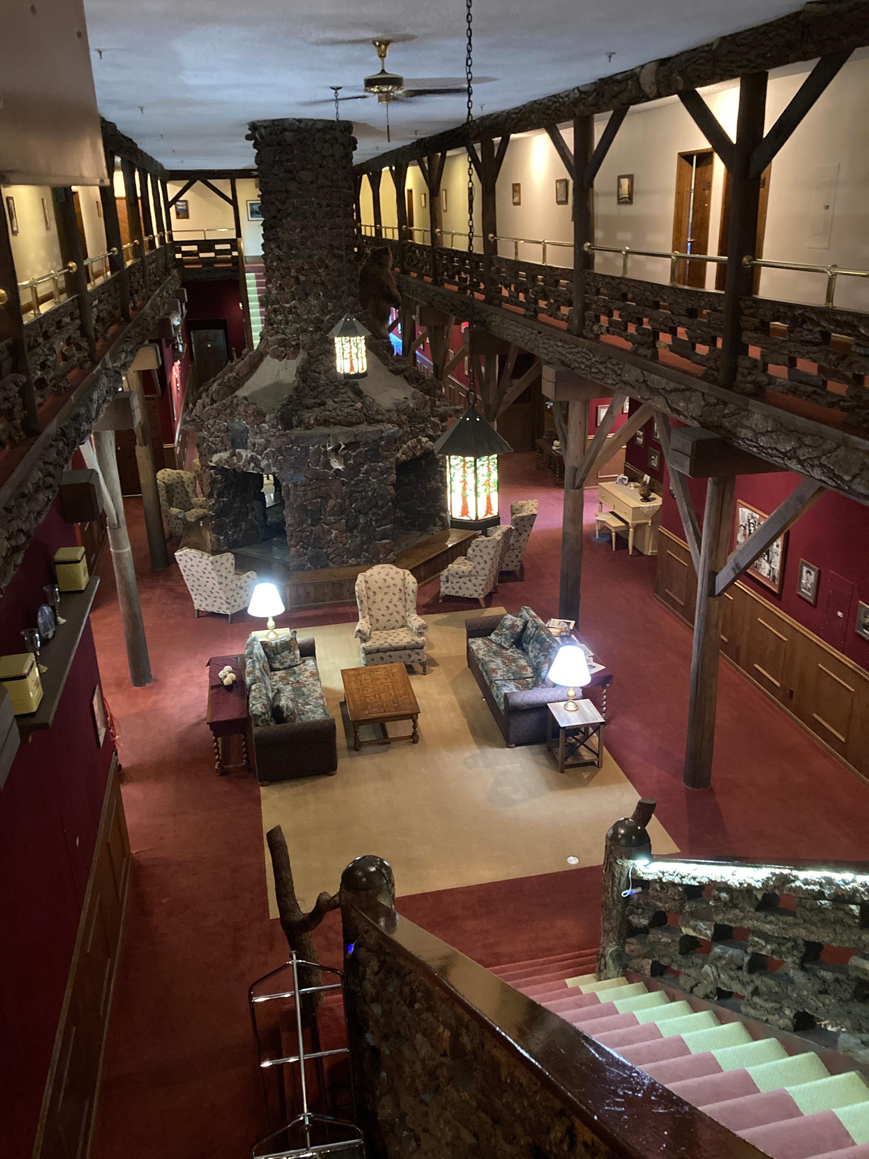 Creepy lobby / great room